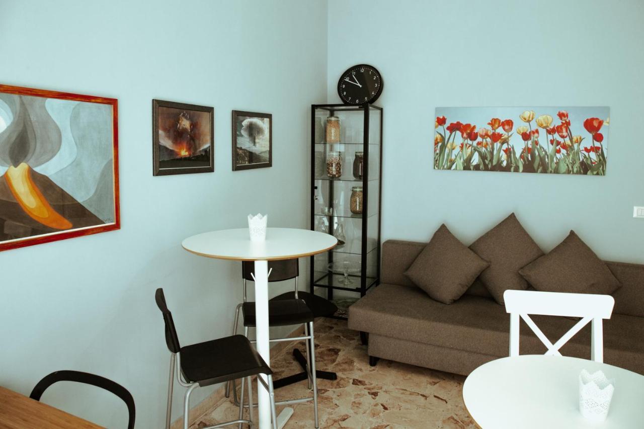 Sostanza - Rooms In Catane Extérieur photo