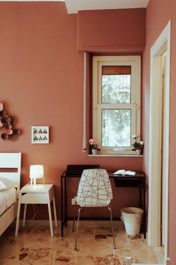 Sostanza - Rooms In Catane Extérieur photo
