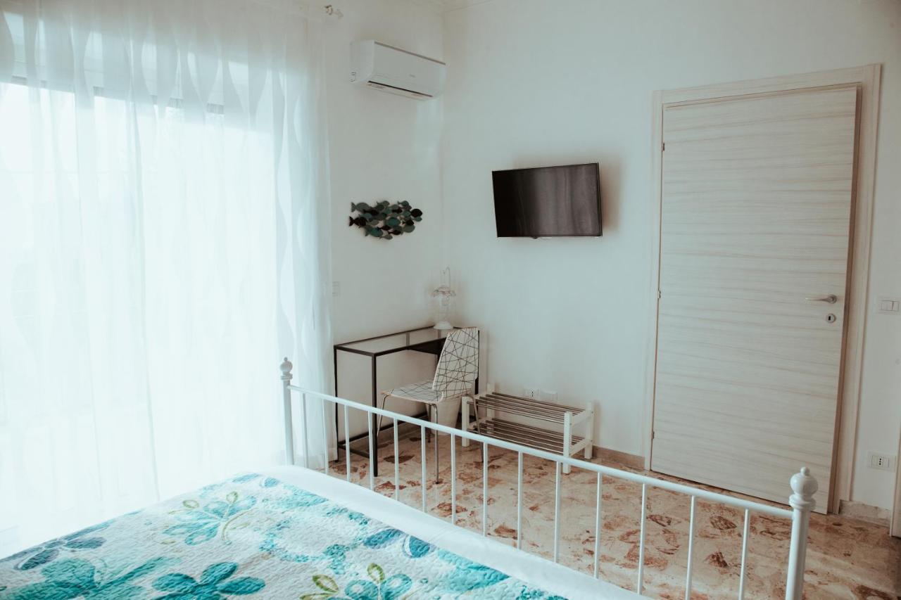 Sostanza - Rooms In Catane Extérieur photo
