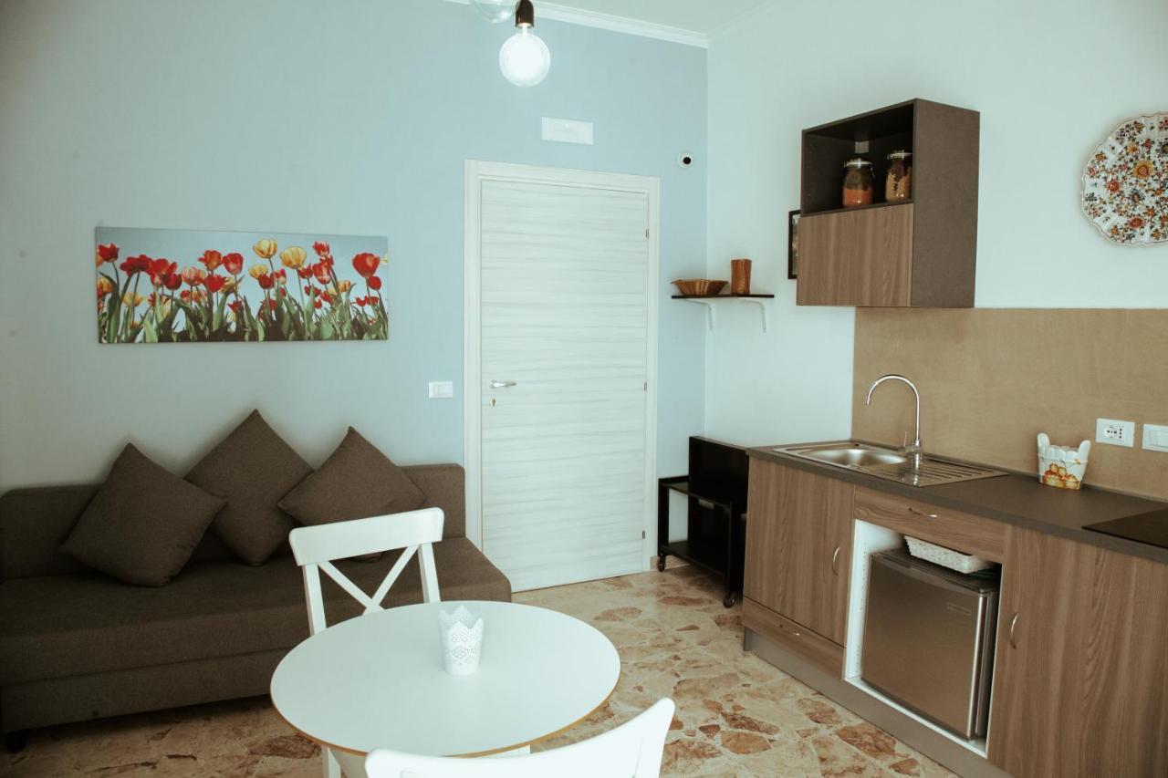 Sostanza - Rooms In Catane Extérieur photo