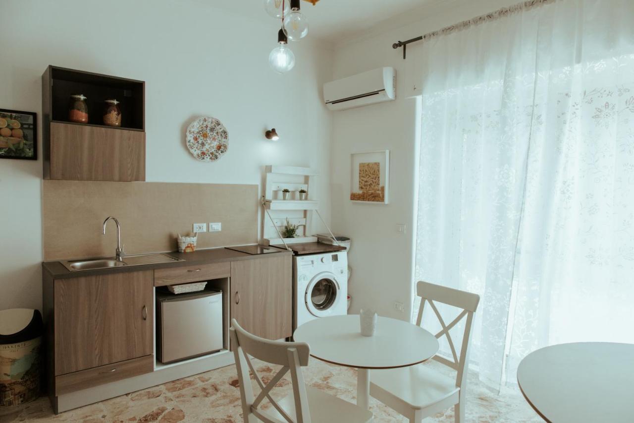Sostanza - Rooms In Catane Extérieur photo