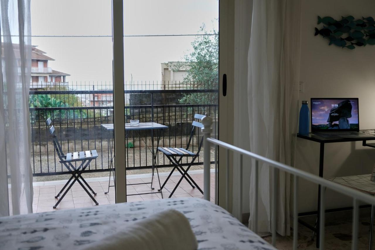 Sostanza - Rooms In Catane Extérieur photo